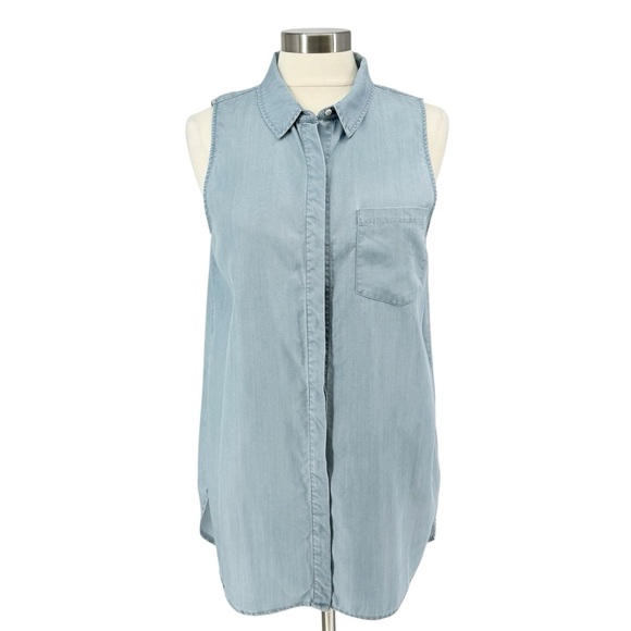 hinge Tops - HINGE Sleeveless Tencel Chambray Button-Up Top M